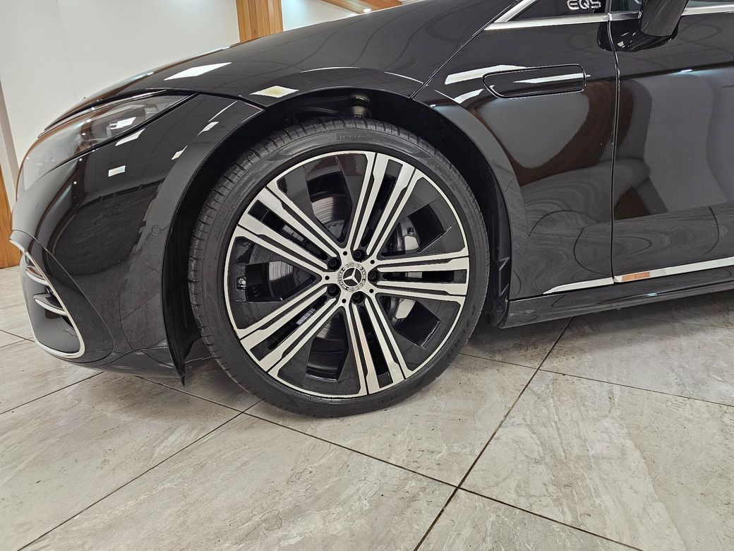 2025 Mercedes-Benz EQS