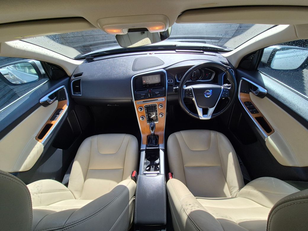 2017 Volvo XC60