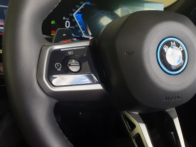 2025 BMW 530