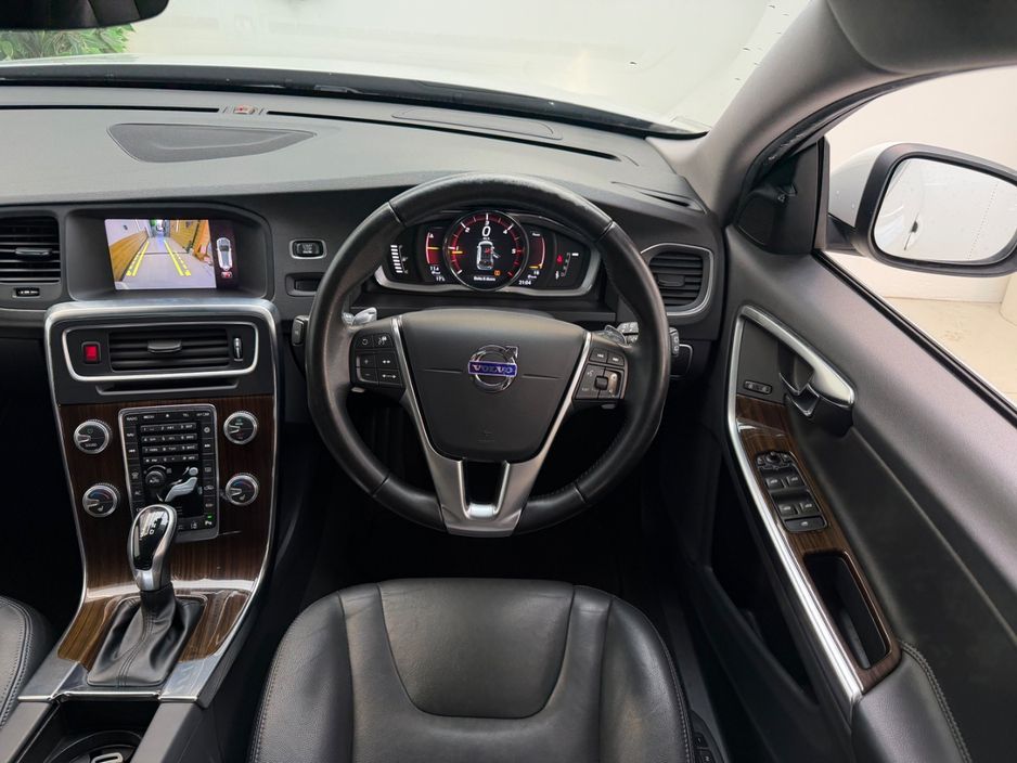 2018 Volvo V60