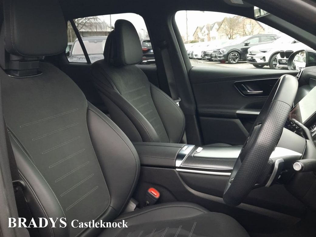 2025 Mercedes-Benz GLC Class