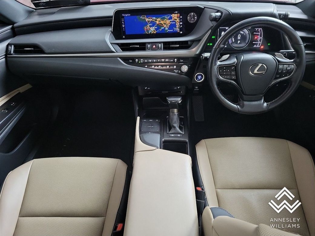 2021 Lexus ES 300h