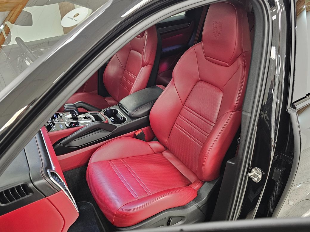 2023 Porsche Cayenne