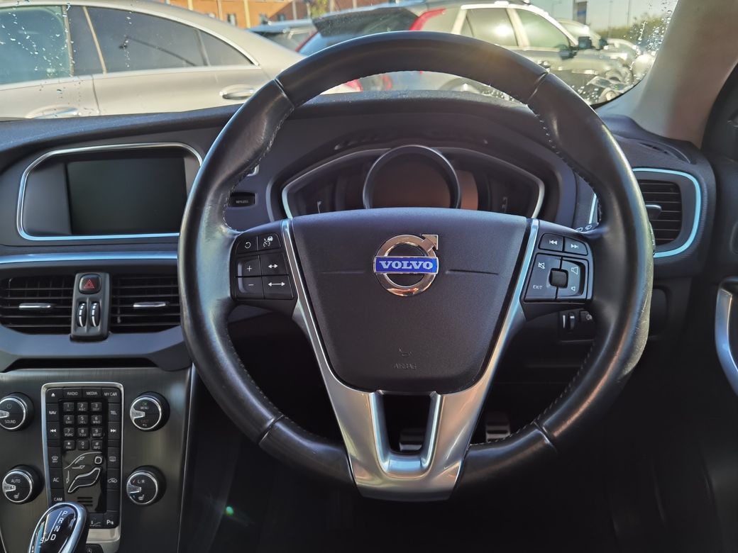 2014 Volvo V40