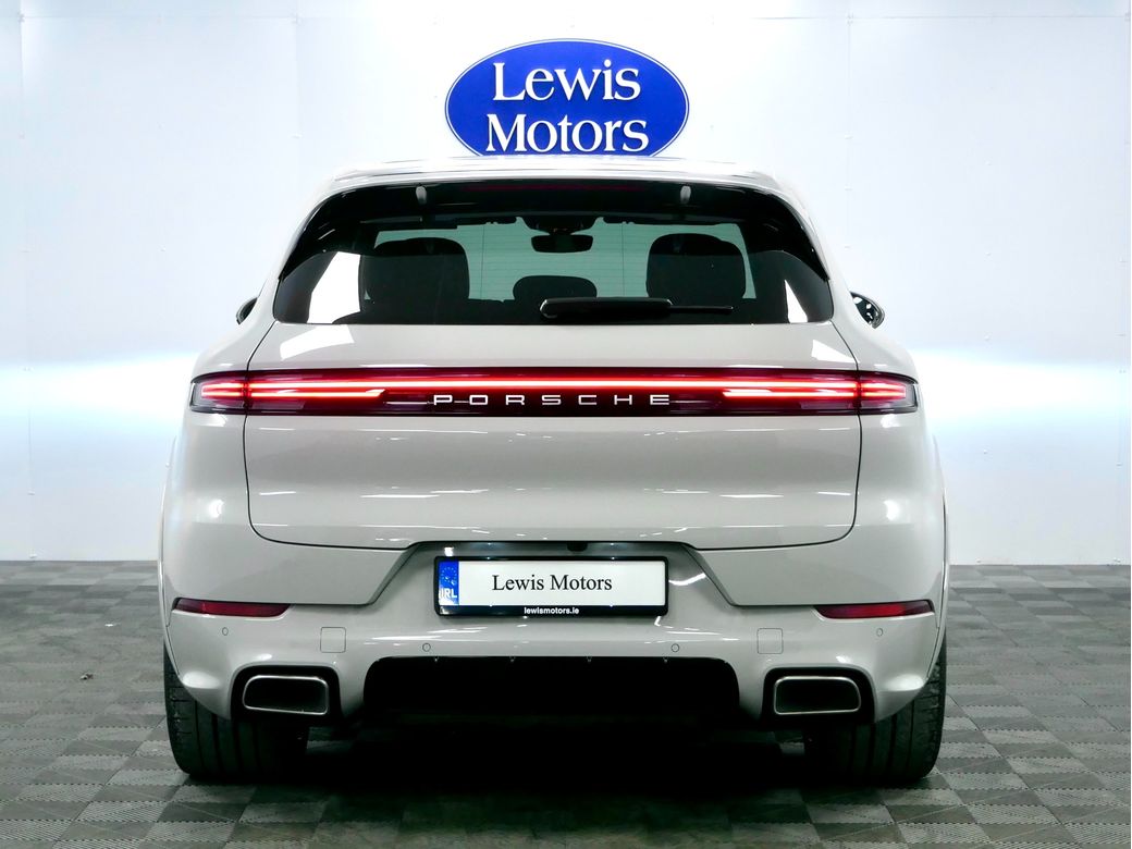 2024 Porsche Cayenne