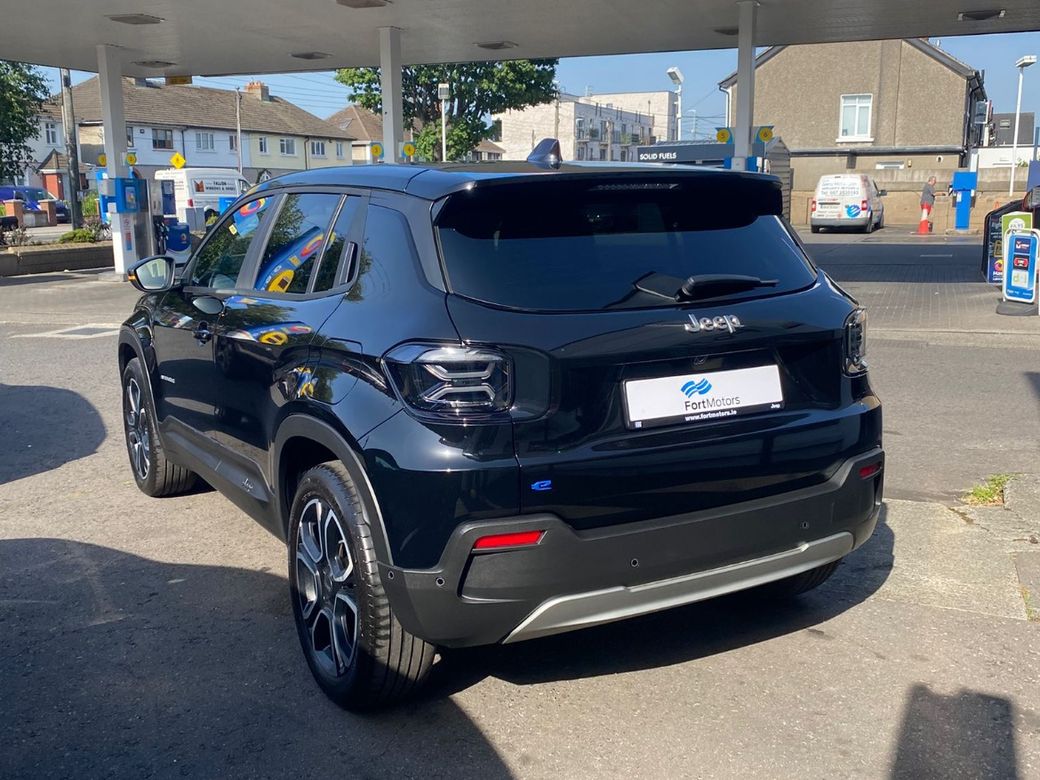 2025 Jeep Avenger