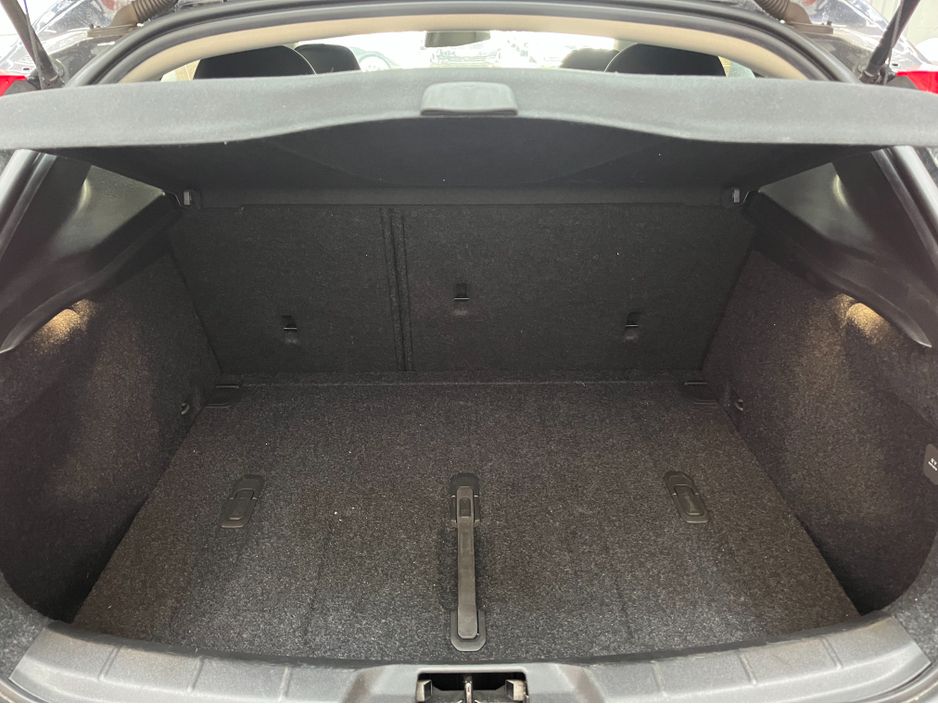 2015 Volvo V40