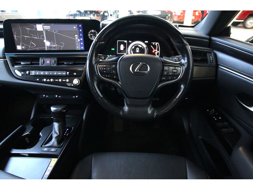 2022 Lexus ES 300h