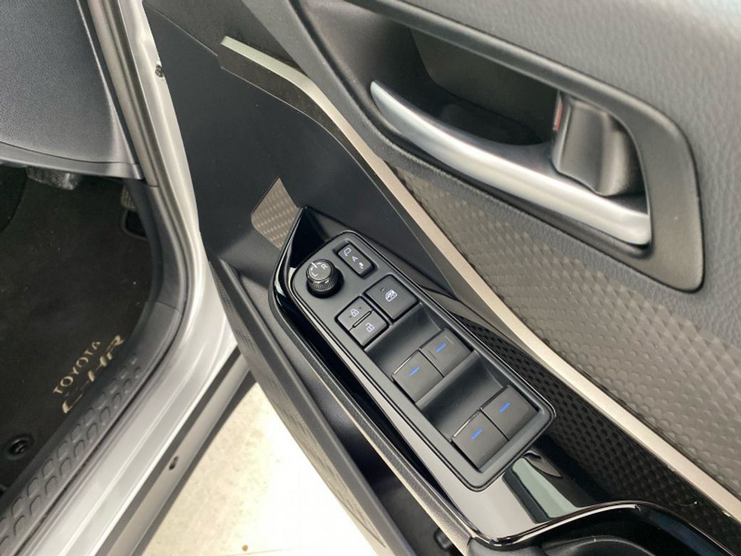2023 Toyota C-HR