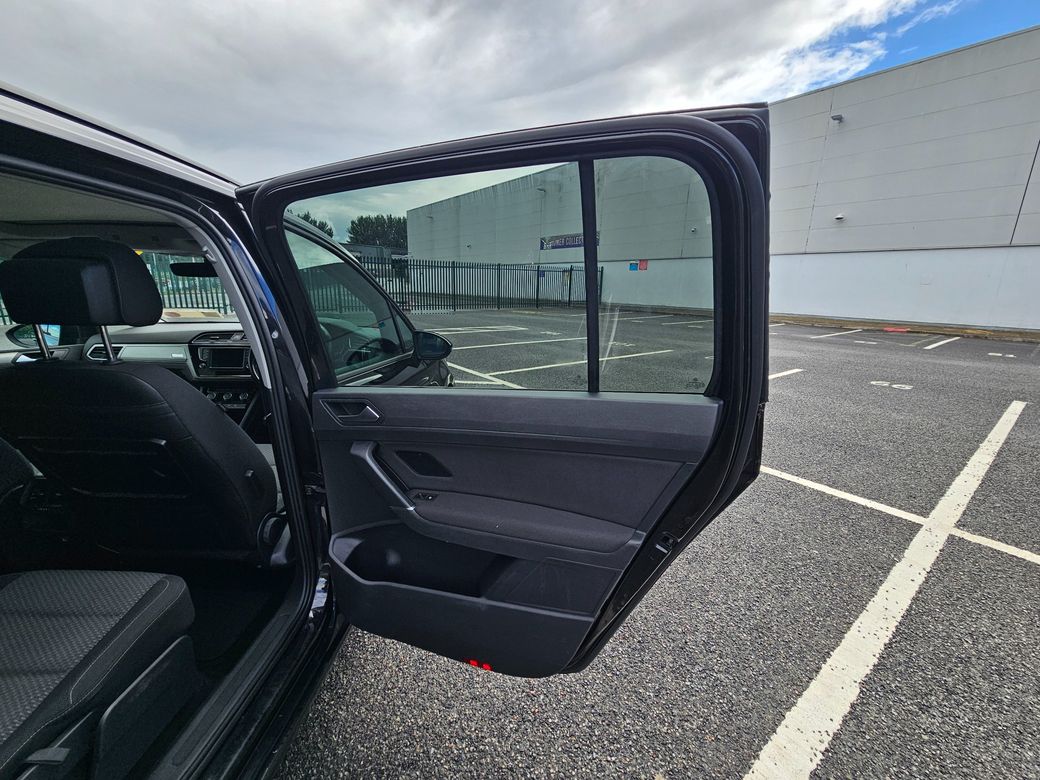 2016 Volkswagen Touran
