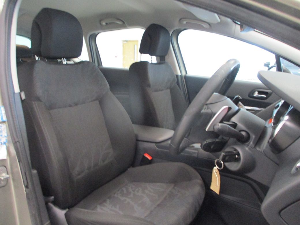 2011 Peugeot 3008