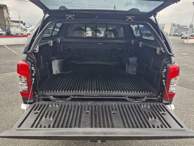 2022 Mitsubishi L200
