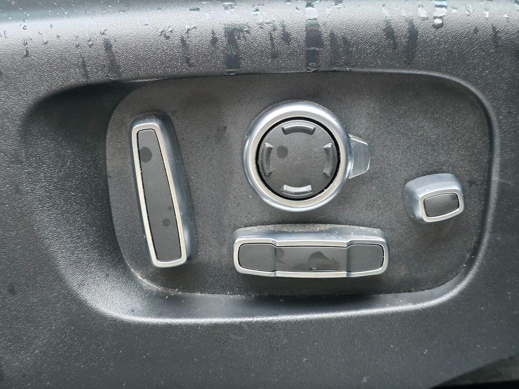 2024 Land Rover Range Rover Velar