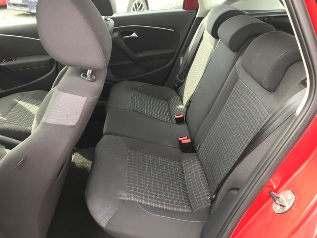 2014 Volkswagen Polo