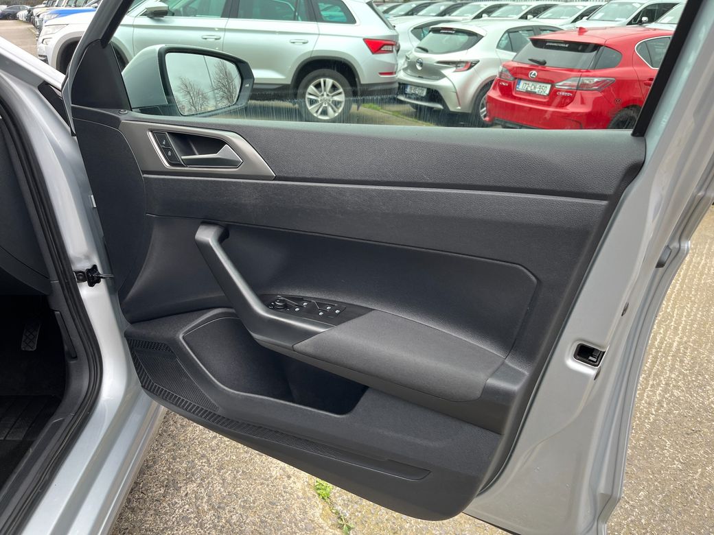 2019 Volkswagen Polo