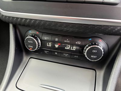 2015 Mercedes-Benz A 180