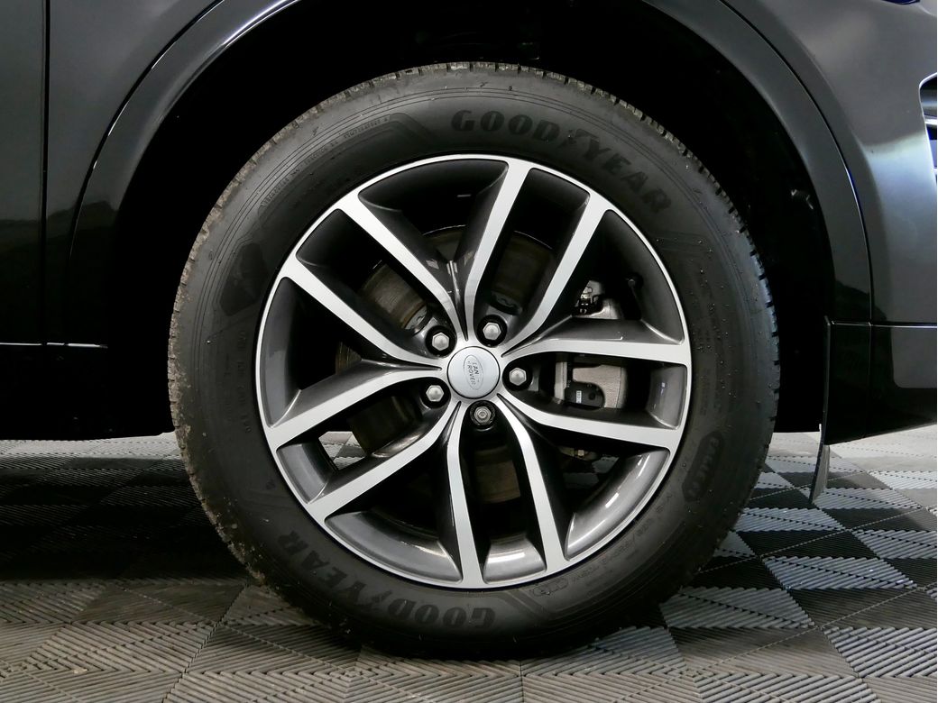 2025 Land Rover Discovery