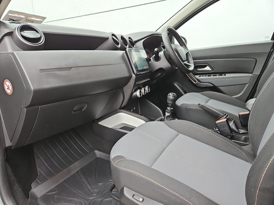 2023 Dacia Duster