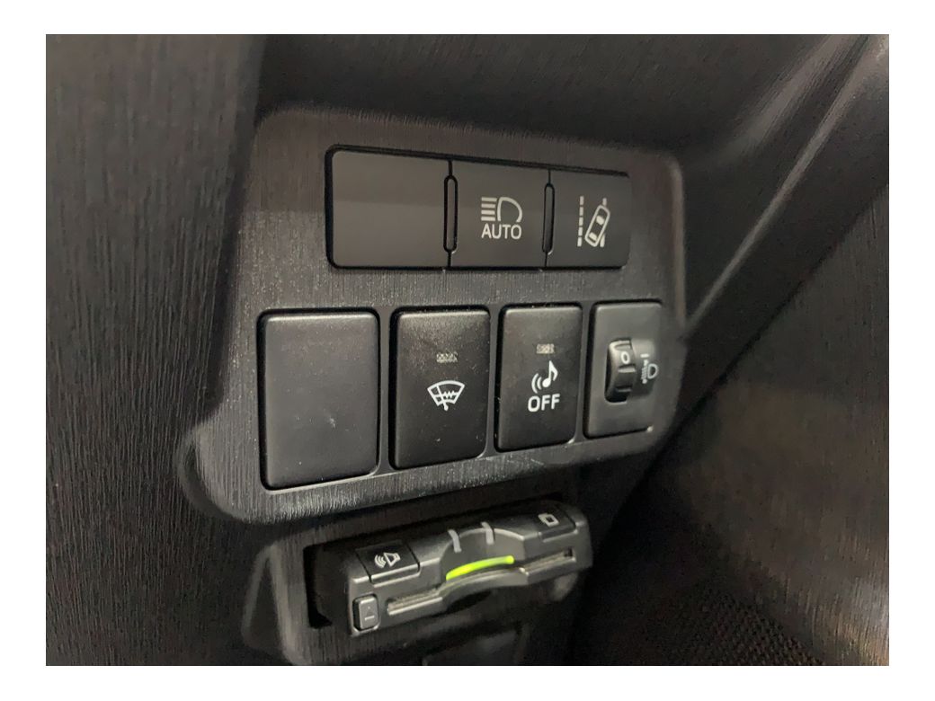 2018 Toyota Prius Alpha