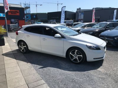 2016 Volvo V40