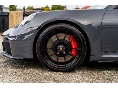 2025 Porsche 911
