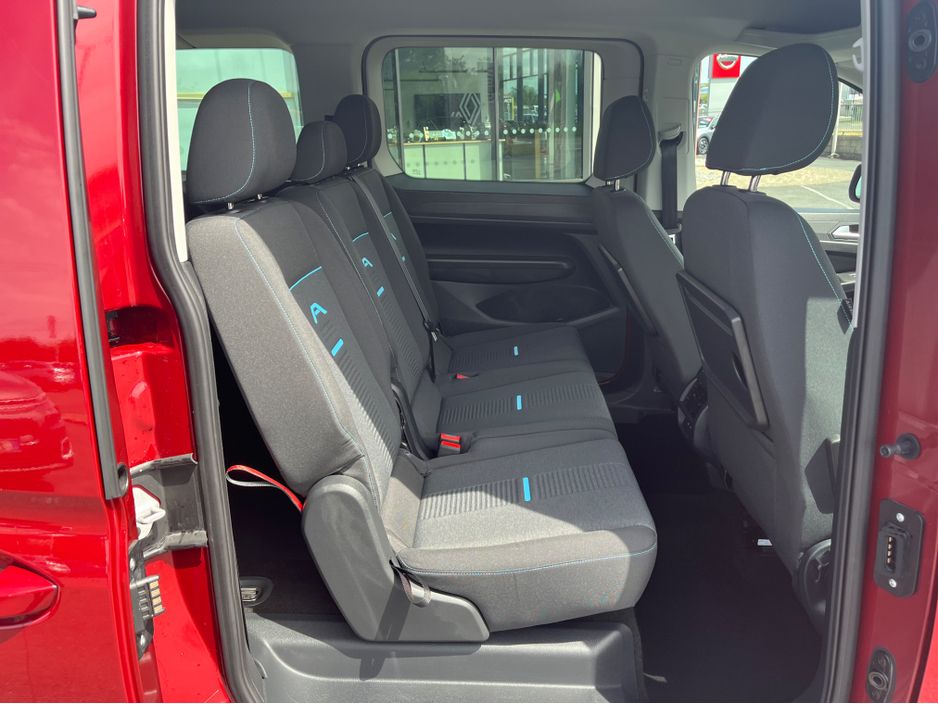 2023 Ford Grand Tourneo Connect