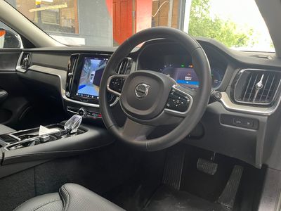 2023 Volvo V60
