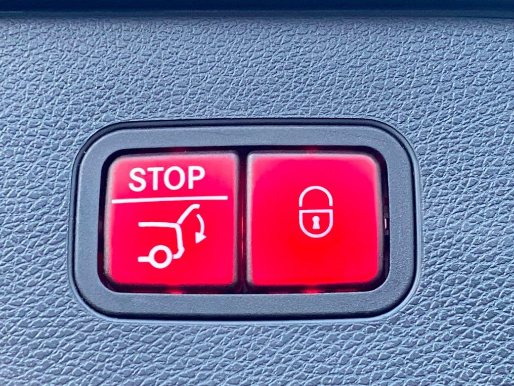 2023 Mercedes-Benz EQC