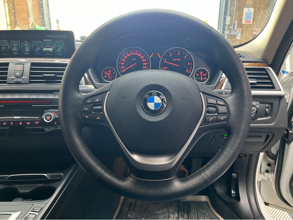 2017 BMW 3 Series