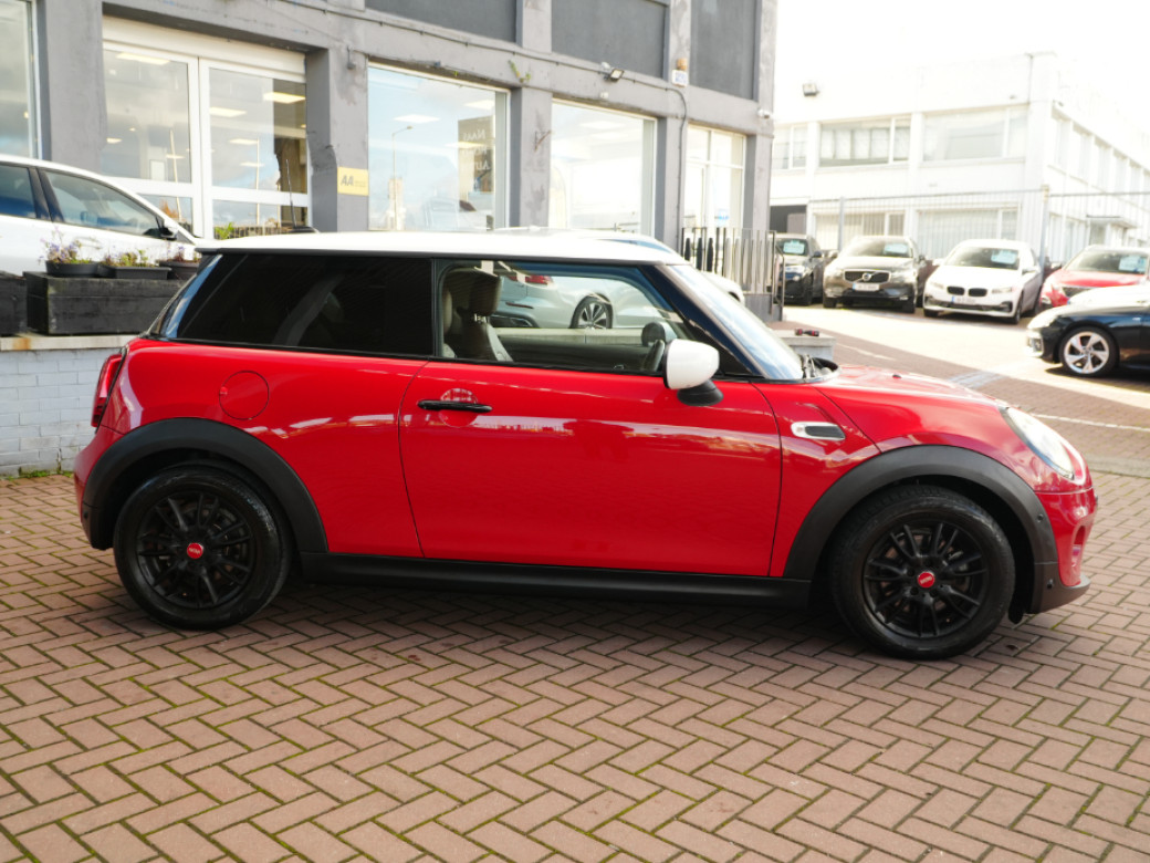 2021 Mini Cooper D