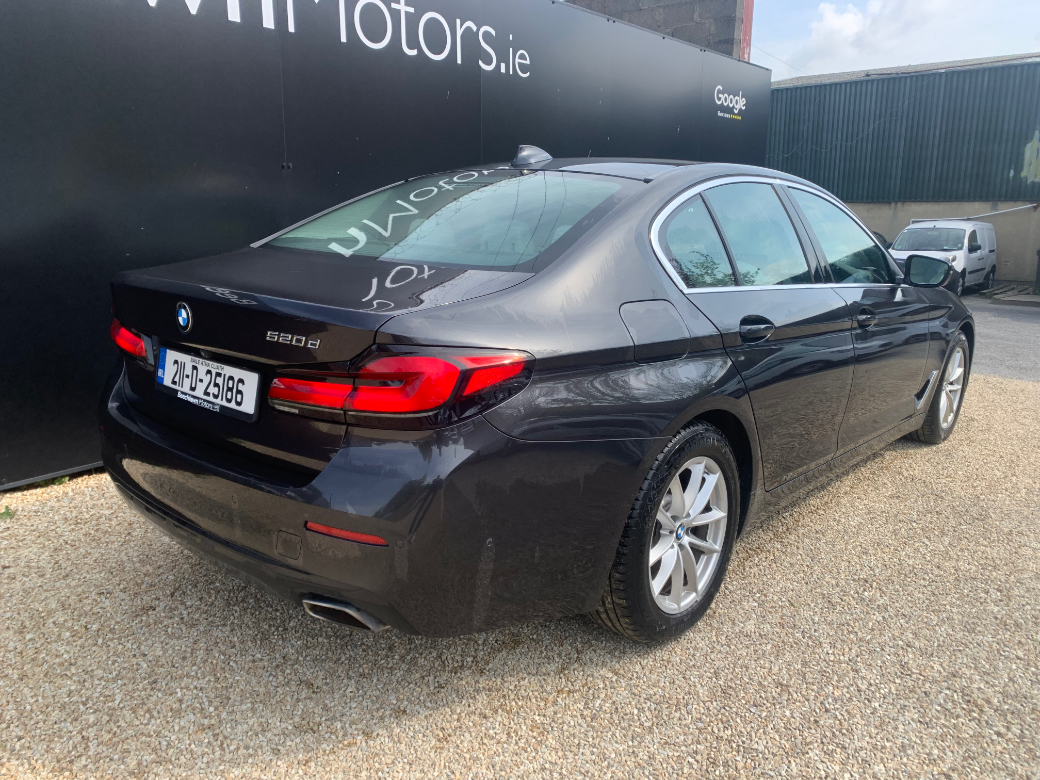 2021 BMW 5 Series