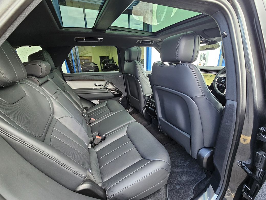 2026 Land Rover Range Rover Sport