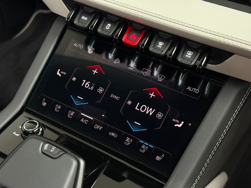 2025 Lamborghini Urus
