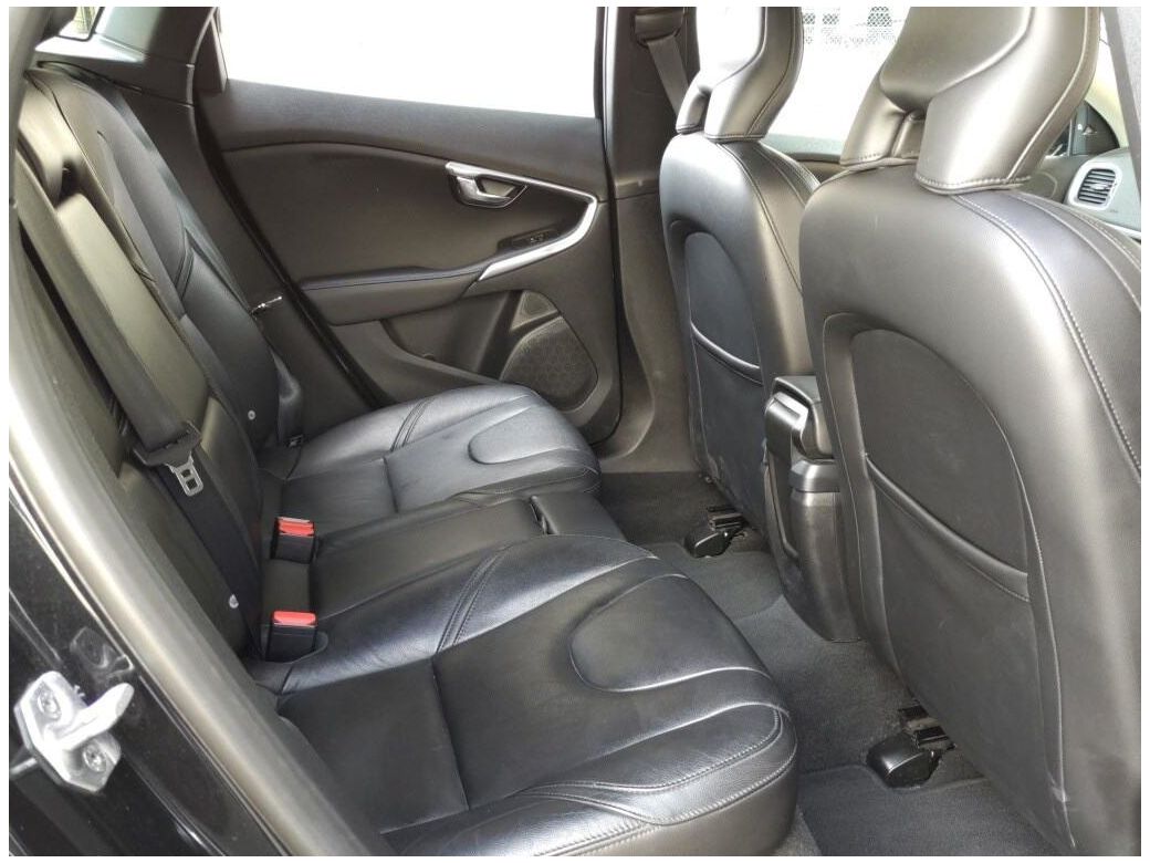 2015 Volvo V40