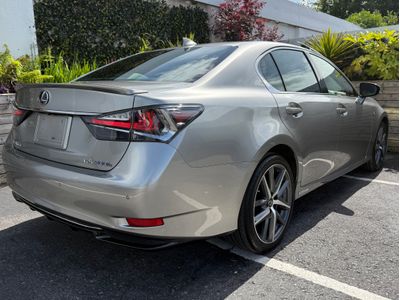 2017 Lexus GS 300H