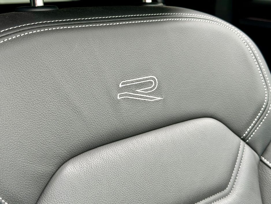 2025 Volkswagen Touareg