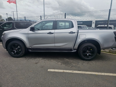 2025 Isuzu D-MAX