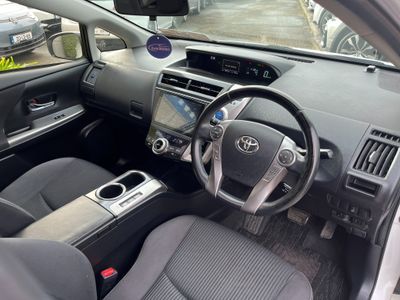 2015 Toyota Prius Alpha