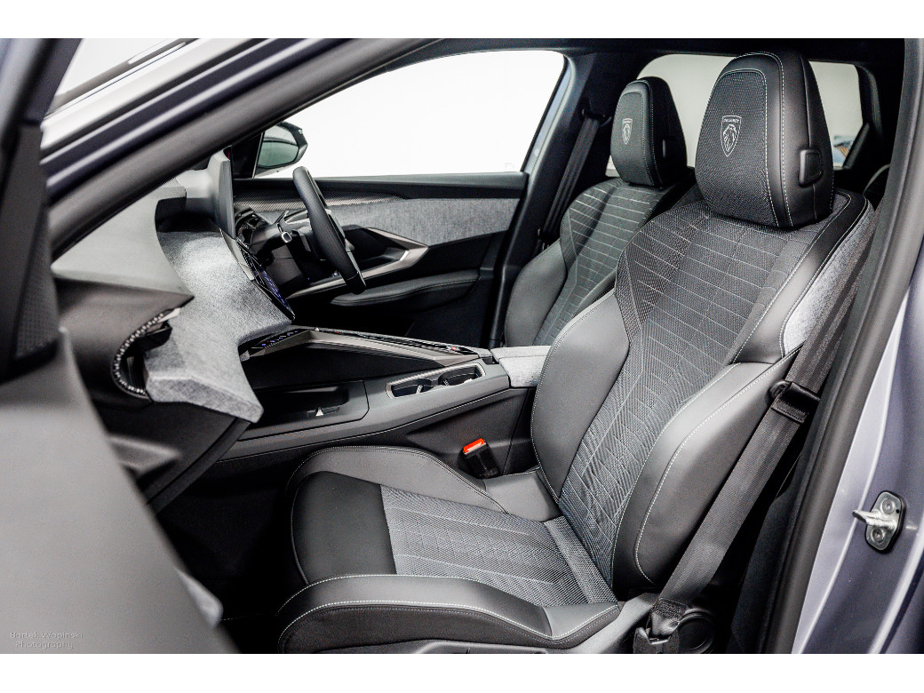 2025 Peugeot 5008