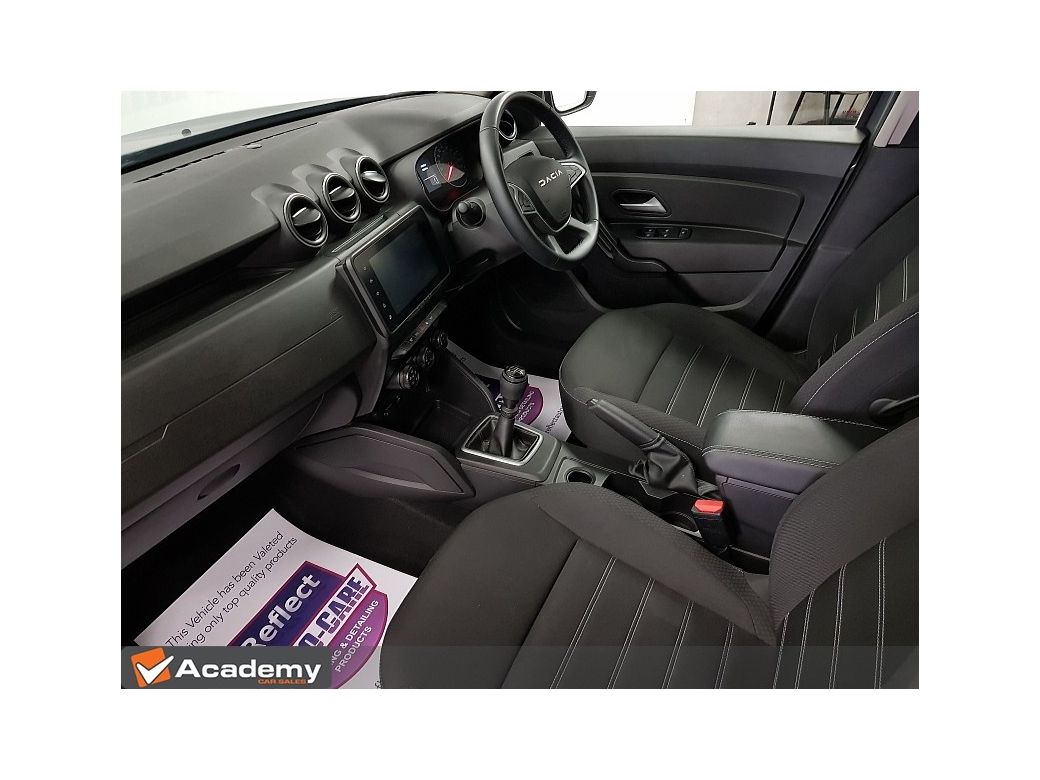2023 Dacia Duster