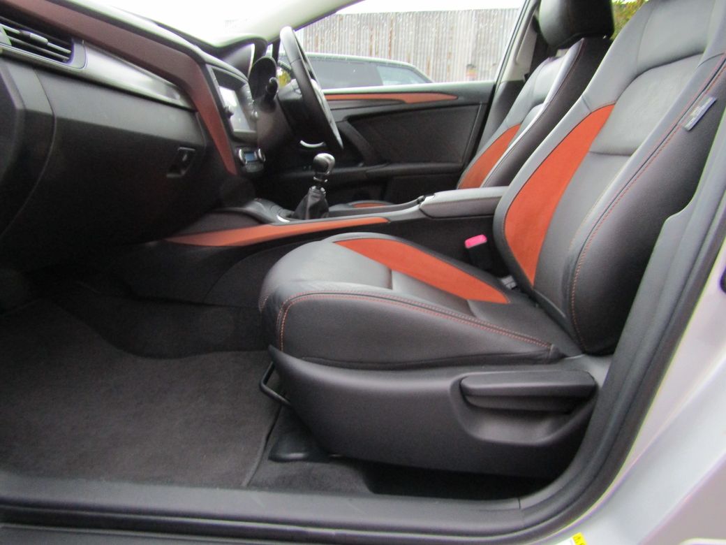 2016 Toyota Avensis