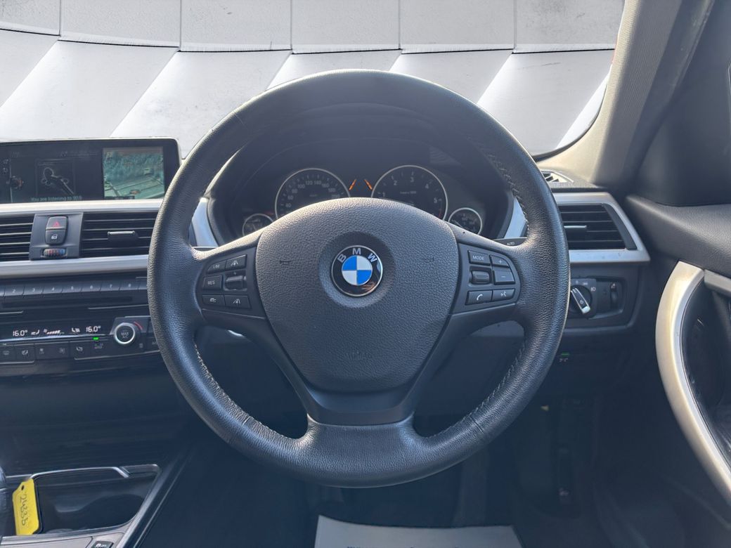 2017 BMW 320