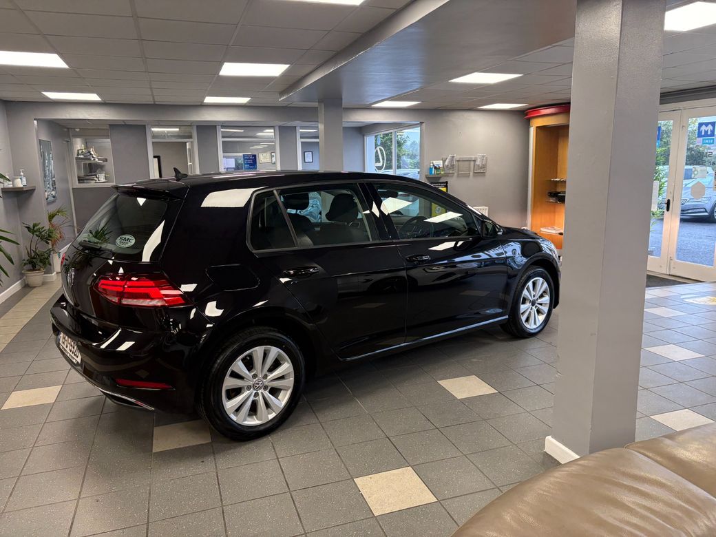 2019 Volkswagen Golf