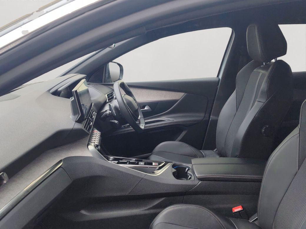 2024 Peugeot 3008