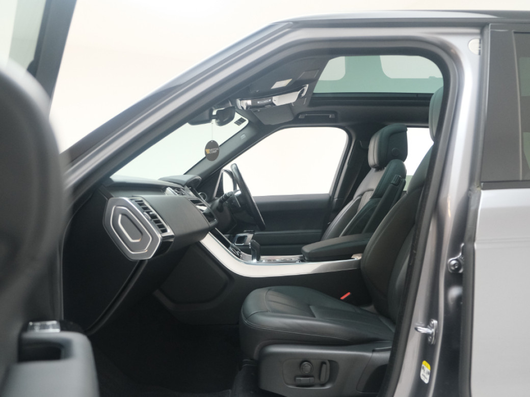 2021 Land Rover Range Rover Sport