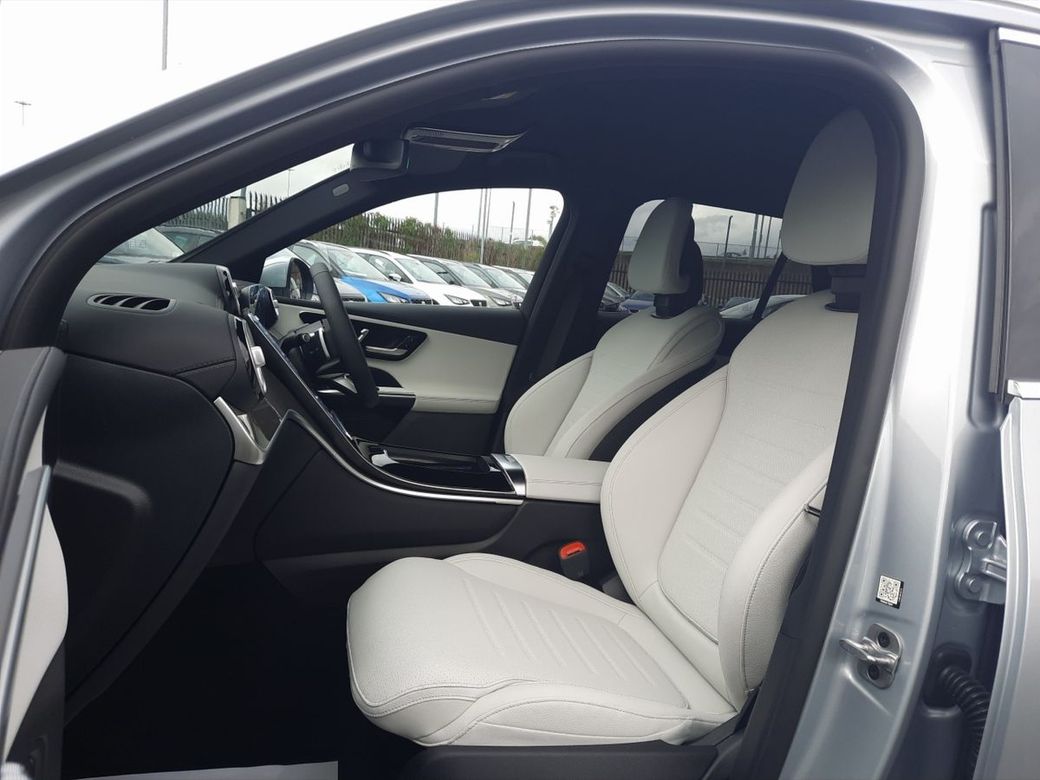 2025 Mercedes-Benz GLC Class