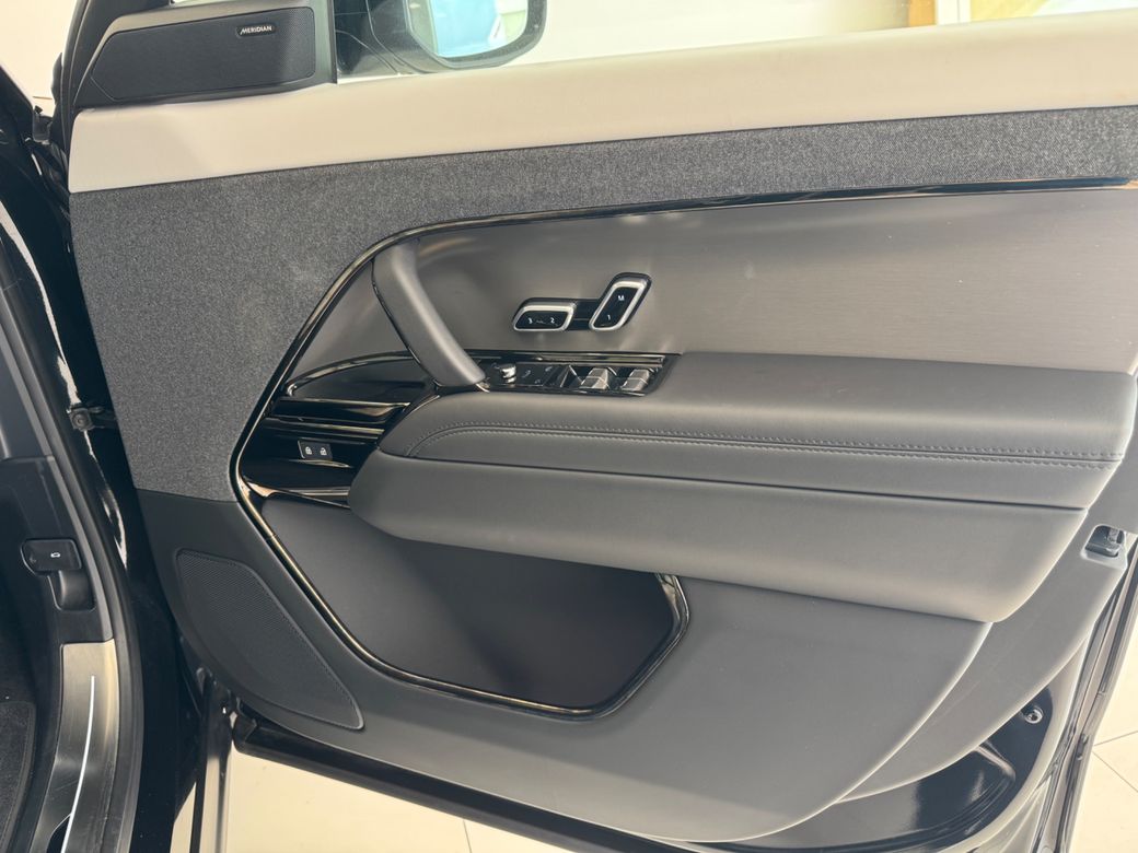 2026 Land Rover Range Rover Sport