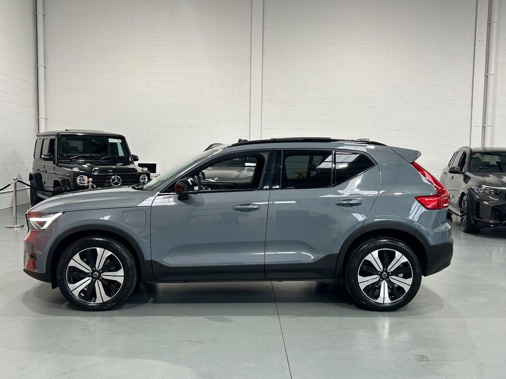 2023 Volvo XC40