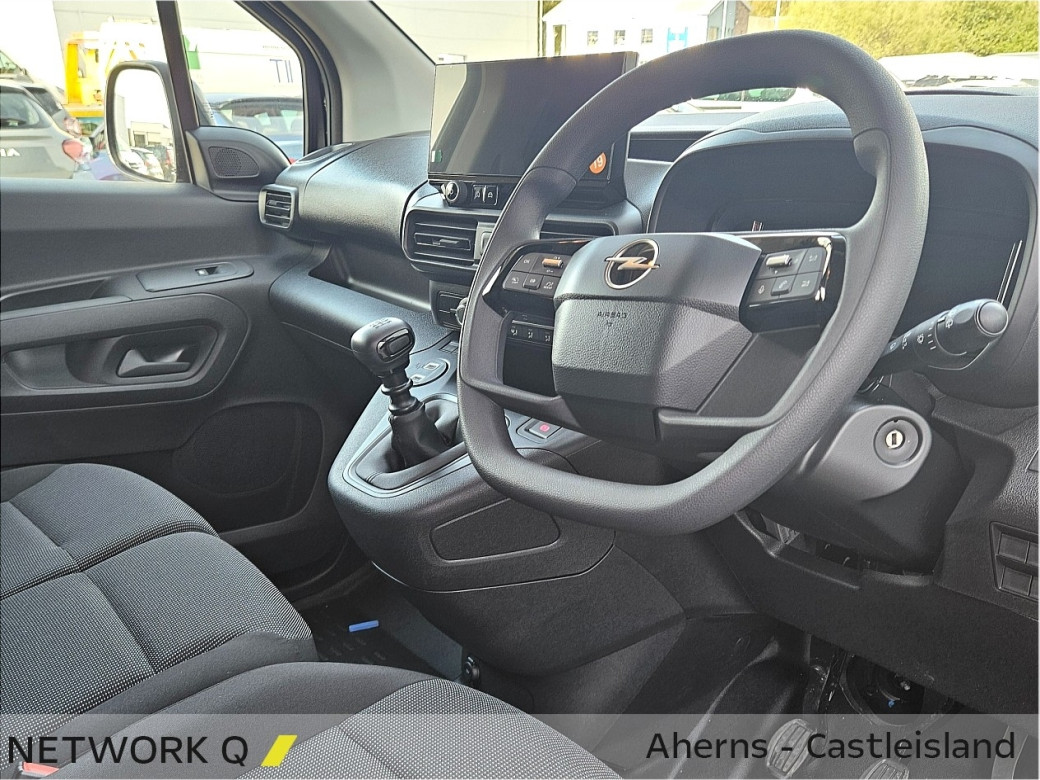 2025 Opel Combo