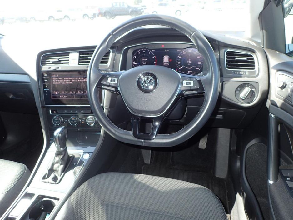 2019 Volkswagen Golf